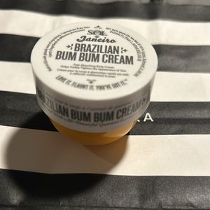 COPY - 5/$35 sol de janeiro bum bum cream 🧡